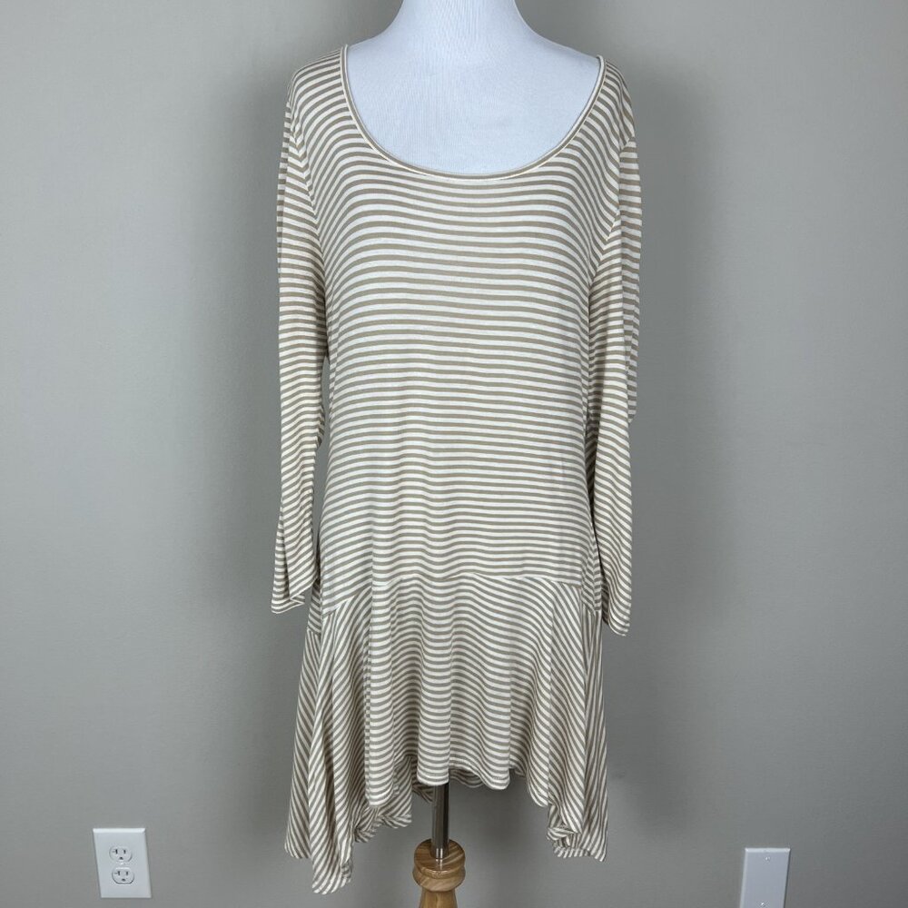 Peruvian Connection Tunic Top Womens Medium Beige White Striped Flowy‎ Sharkbite